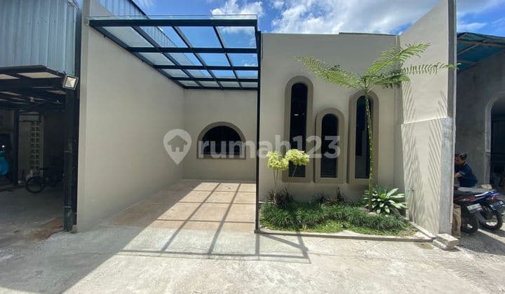 Ready to occupy, modern, and strategically located near UII, UNY & UGM campuses!