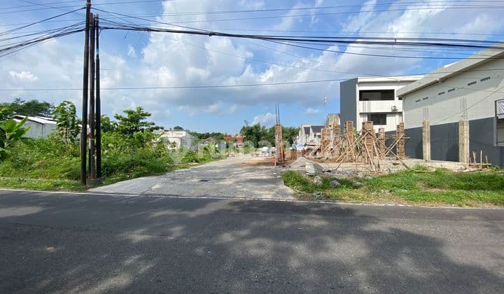 Premium Pandowoharjo Lot! Only 700 Meters from Suciati Mosque