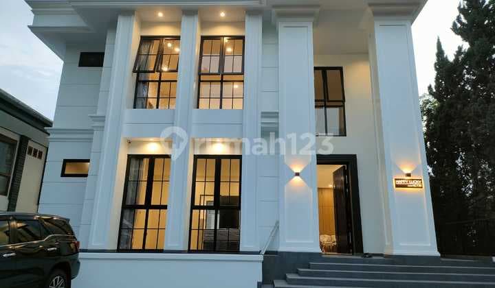 Villa Brand New 3 Lt Di Istana Bunga Bandung Bersih Nyaman Ada Kolam Renang Harga Afforable