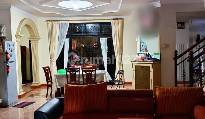 Rumah 2 Lt Di Hook Duri Kepa Bebas Banjir