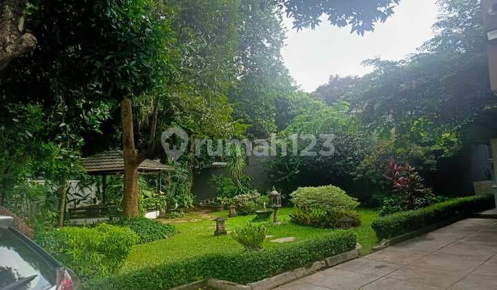 Kebayoran House With Area Above 1100 M² Still Good in Kebayoran Baru Area