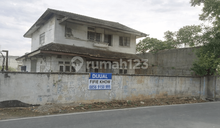 Tanah Diarea Strategis bisa Bangun Rumah Cluster Padel atau Kantor atau Kost Gudang Besar