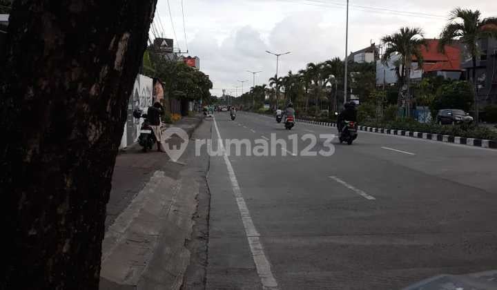 Hot List Land for sale on the outskirts of Main Street, Sunset Road Kuta Badung
