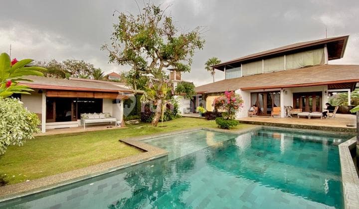 Hot List of Villas for Sale in Brawa Canggu, North Kuta, Badung