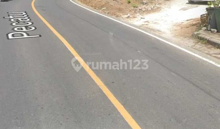 Hot List Land for sale on the outskirts of Utama Street, Uluwatu Pecatu, South Kuta Badung