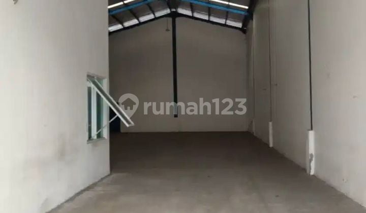 Di Sewakan Gudang Bebas Banjir Lokasi Strategis