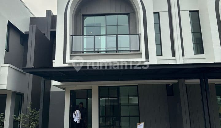 New Brand Hiera Cluster House, Close to Eastvara and Jatake Toll Road.