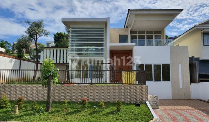 Jual Rumah Minimalis Siap Huni di Cluster Exclusive Sentul City