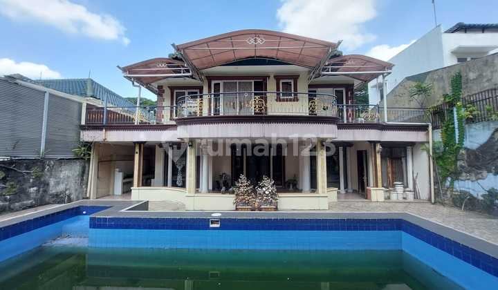 For Quick Sale: Green Golf Hill House Below Market Price