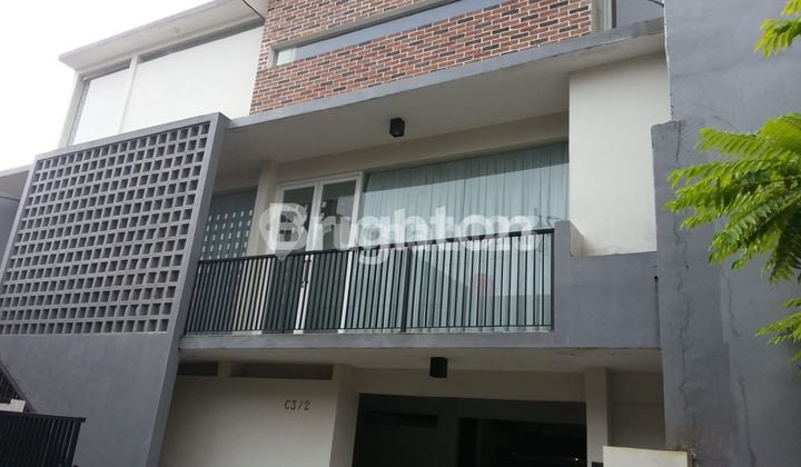 3-Story Ready-to-Occupy House in Taman Meruya Ilir