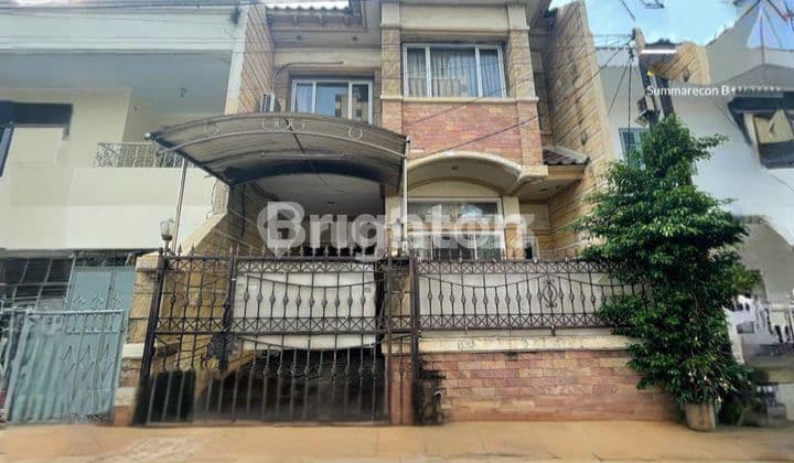 Rumah 3 Lantai Lebar 7m² Bandengan Selatan- Jakarta Utara