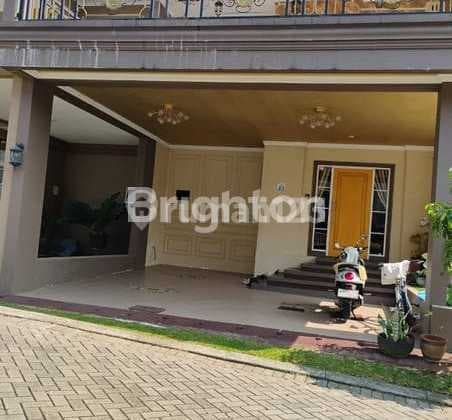 Rumah 3 Lantai Siap Huni Di Royal Tajur Bogor – Desain Modern, Lokasi Asri & Strategis!