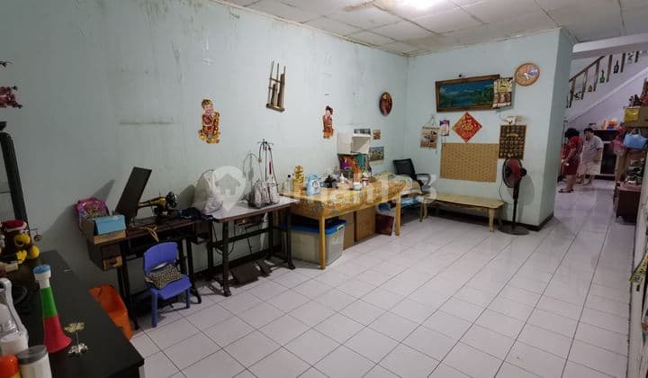 Rumah tempat tinggal dan kost kostan