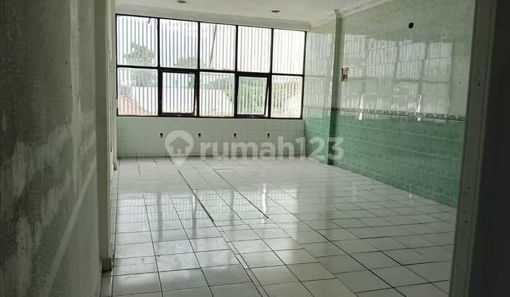 For rent: Shop House in Pesanggrahan near the Pesanggrahan Traffic Light