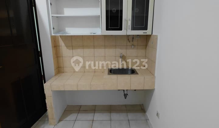 Apartemen Medit 1/ Unfurnished/ 2 Br/Bagus/Bersih/ Sertifika