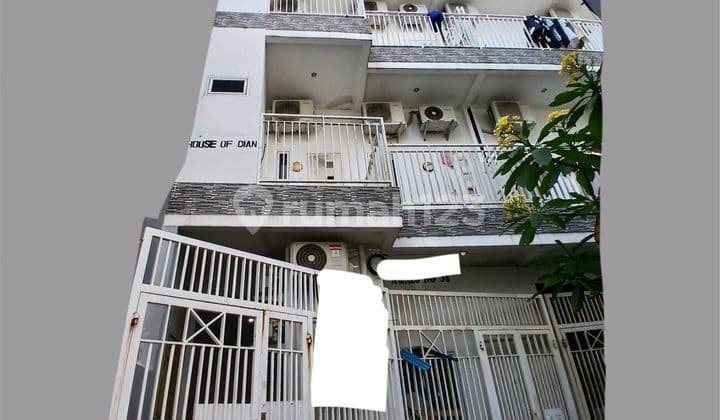 Rumah Kost Di Tanjung Duren/15 K.tidur/furnished/k.mandi Dalam