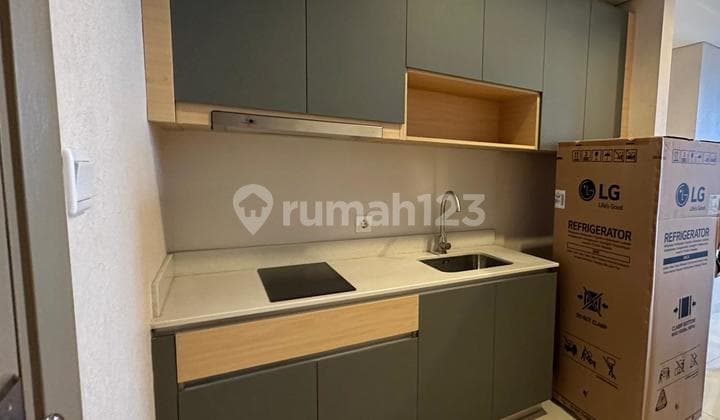Apart T. Anggrek Residence/3 Br/ Semi Furnished/bagus/ Bersih
