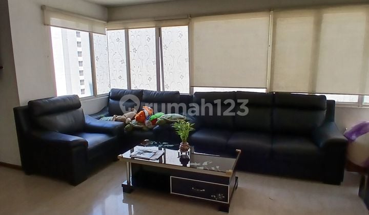 Apartemen Royal Mediterania Garden/ Bagus/Bersih/ 3 Br/ Furnished