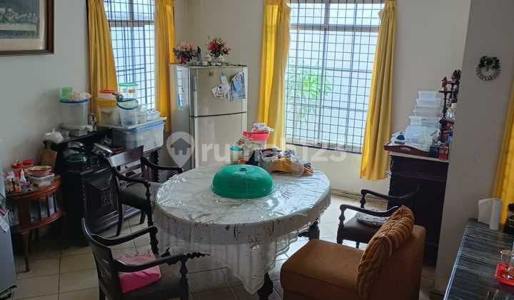 Rumah 2 Lantai di Lippo.karawaci / Strategis Dekat Pintu Tol