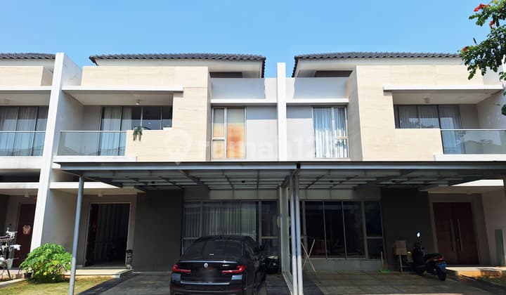 TERMURAH Rumah Pantai Indah Kapuk 8x20 Full Furnished . Murah Bisa KPR