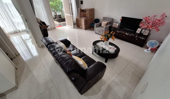 Dijual Rumah Muara Karang 8x20 hadap selatan . Kondisi bagus, Bebas Banjir . Siap Huni . Bisa KPR