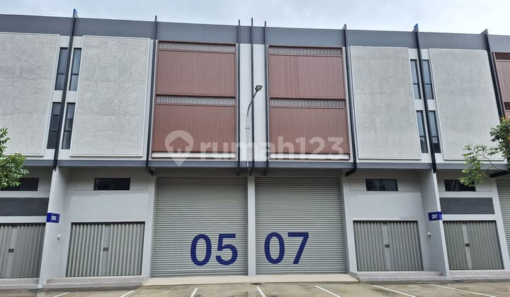 BISA KPG / CICILAN Gudang + Kantor 4lt Sebelah Bandara Soetta . 9x24,5 FULL BANGUNAN TANPA POTONG PARKIR.
