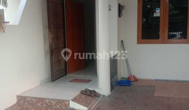 For Sale: Kresek Indah 2 House
