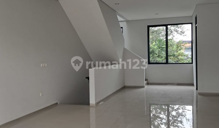 Ruko Baru Siap Pakai.untuk.usaha Klinik.dokter.anak..Klinik.kecantikan