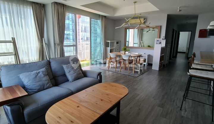 Sewa Apartemen Essence Darmawangsa 3+1 Bedroom Modern Furnished