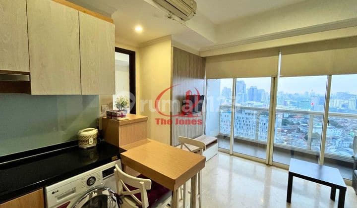 Sewa Apartemen Menteng Park Cikini - 2 Bedrooms Fully Furnished