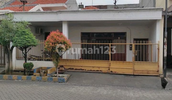 Rumah Karang Empat Tambaksari Surabaya