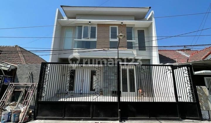 Rumah 2lantai Shm Bagus Di Sutorejo