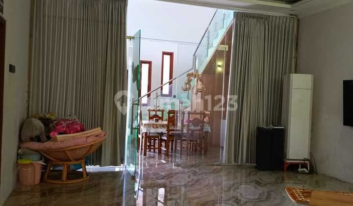 Fully Furnished 2.5-Story House in Puri Bali Depok