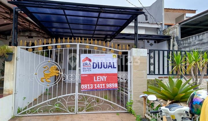 Rumah di Komplek Rivaria Sawangan Depok