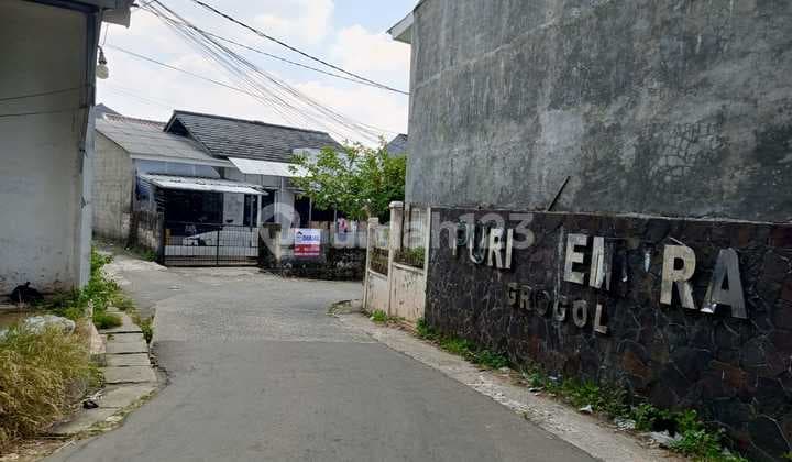 Rumah Hook beserta Paviliun, Strategis dekat Tol