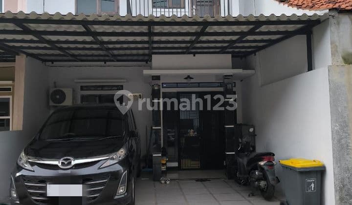 Rumah Baru Dekat ke Stasiun Depok