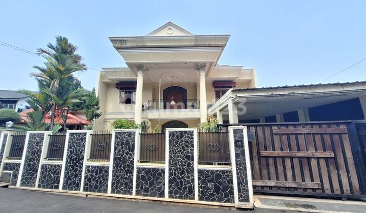 Rumah 2 Lantai Klasik Turun Harga 22,5 M Bisa Nego.