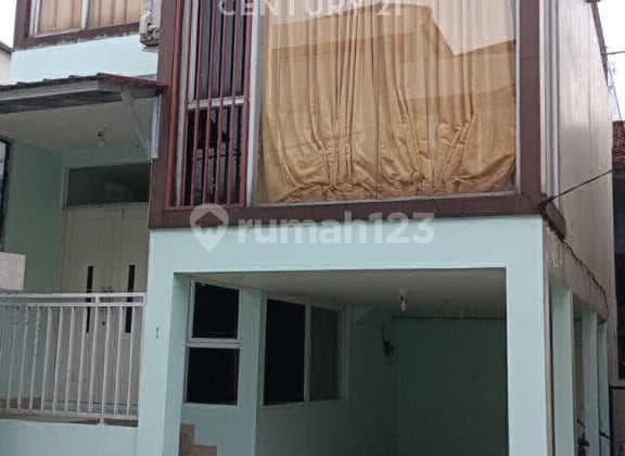 Rumah 2 Lantai Asri dan Nyaman di Pusat Kota Bogor