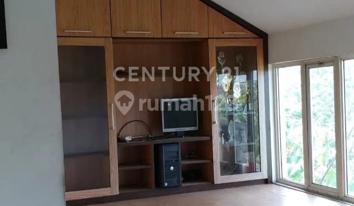 Taman Elok Lippo Karawaci , Dua Lantai, Lt 2 Dan3