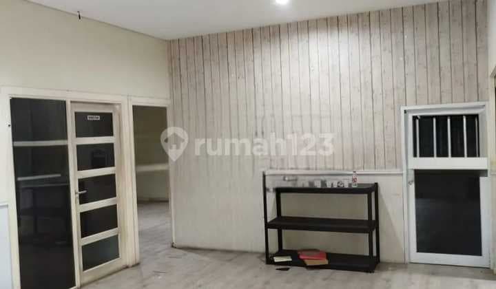 Gudang di Sunter Jaya, Jakarta Utara