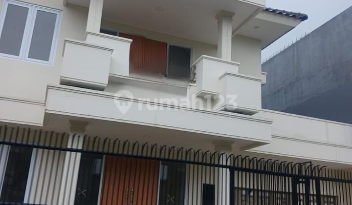 Dijual rumah mewah siap huni di modernland Tangerang