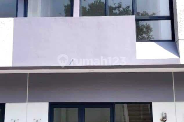 Disewakan / Dijual Ruko Loka 65, Anggrek Loka, Bsd