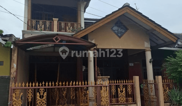 Quick sale: move-in ready house in South Tangerang.