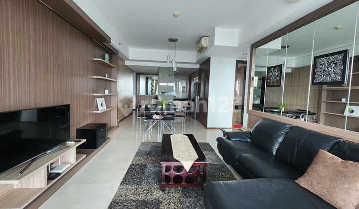 Dijual Apartement Kemang Village Residence 2 BR Furnished