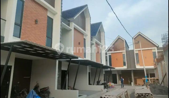 Rumah Cluster Cantik harga Terjangkau dan Strategis di Jakarta
