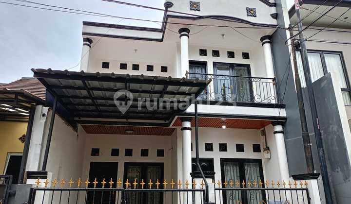 Di Jual Rumah Bangunan Kokoh 2 Lantai di Grand Depok City