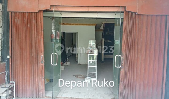 Dijual Ruko 2 Lantai Ex. Klinik Kecantikan, Apotik, Turun Harga Dari 1,7 M Ke 1,3 M (berlaku Hanya Sampai November 2025, Pemilik Bu)