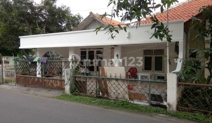 Investasi Menguntungkan Rumah Kos-an 5 Kamar + 2 Kios Di Kedaung - Daan Mogot