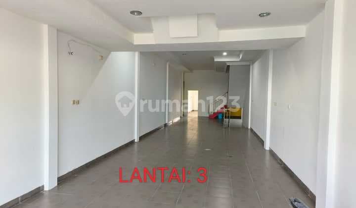 Disewakan Ruko 3,5 Lantai di Mangga Besar 1