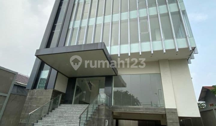 Brand New 4-Story Building on Pramuka Raya. Strategic Location. Near Campus and LRT Route Access.